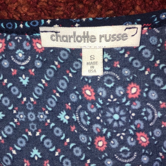 Blue floral print dress w/ cutout neckline - Picture 4 of 4